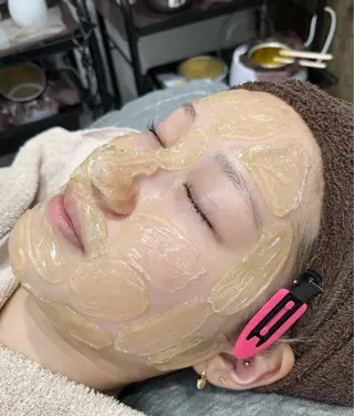 enu大阪梅田店【エヌ】所属・大西 里奈の眉毛・アイブロウイメージ