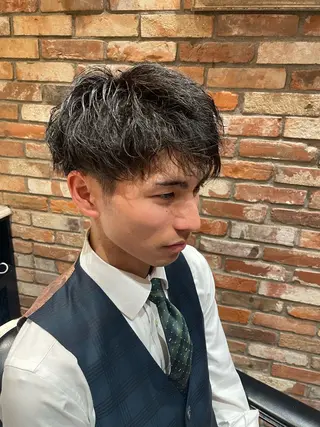 ショート パーマ メンズ ヒロ銀座BARBERSHOP丸の内店所属・ヒロ銀座　石川 昂のヘアスタイル
