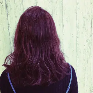 ショート カラー パーマ スズキ シオリのヘアスタイル