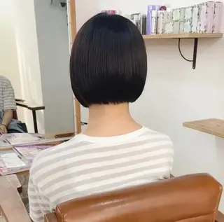 ショート ショートヘア、ボブ こやさん　コヤマのヘアスタイル