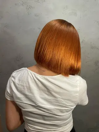 ミディアム カラー 久我 彩音のヘアスタイル