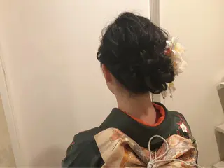 セミロング ヘアアレンジ Sia.   大阪梅田茶屋町店所属・まつパ/まつエク Sia.茶屋町店のマツエク・マツパデザイン