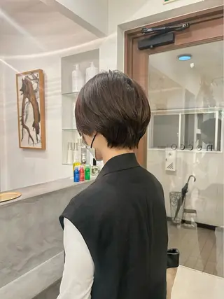 ショート 谷澤 朋佳のヘアスタイル