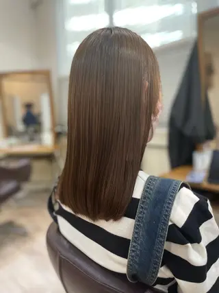 セミロング 茅野 あゆ美のヘアスタイル