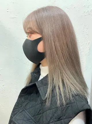 ミディアム 大内 志穂のヘアスタイル