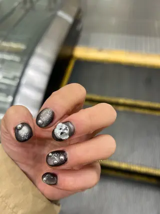 ネイル 金 柚嬉のネイルデザイン