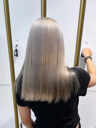 カラー ミユウ🌼ブリーチ / ダブルカラーのヘアスタイル