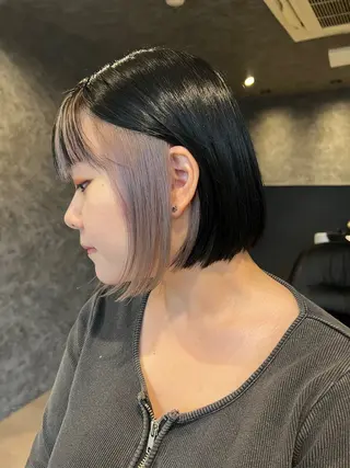 ミディアム カラー 小谷 梨奈のヘアスタイル