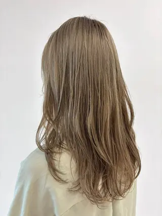 ロング カラー 🩶横浜美容室 透明感カラー✝️るみのヘアスタイル