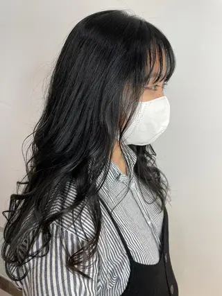 ロング 井上 亜海のヘアスタイル