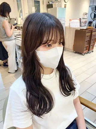 ロング Aya ブリーチなし 🌱 ダブルカラーのヘアスタイル