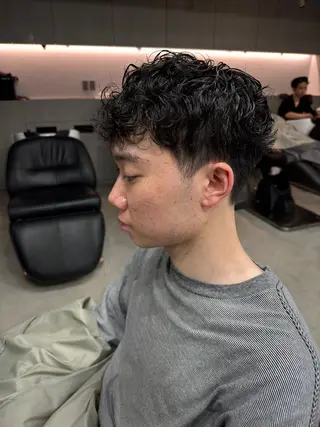 ショート パーマ メンズ 吉田一輝 外国人パーマのヘアスタイル