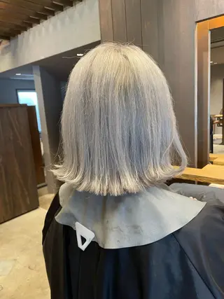 ミディアム カラー 栗原 瑠世のヘアスタイル