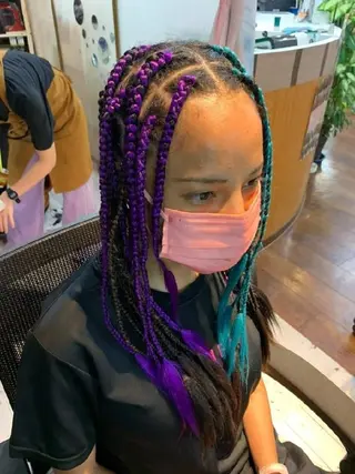 セミロング ヘアアレンジ scamp ★のヘアスタイル