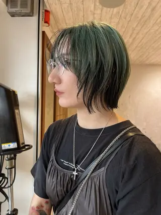ミディアム カラー miku🎀門前仲町 ブリーチ・レイヤーのヘアスタイル