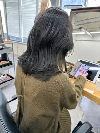 ミディアム 🫧透明感ワンカラー 🫧mio 🫧のヘアスタイル