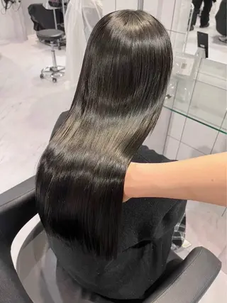 ロング カラー モテ艶🪄透明感カラ ー🦋RION🦋のヘアスタイル