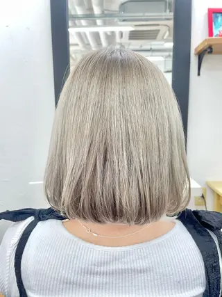 ショート カラー 青木 優歩のヘアスタイル