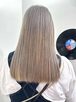 ロング カラー ヘアアレンジ 🧨ブリーチー×ボブ レイヤー💎じゅえるのヘアスタイル