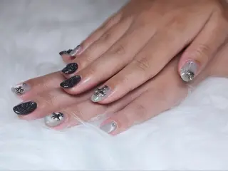 ネイル lisse所属・京免 もものネイルデザイン