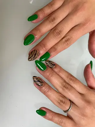 ネイル 山中 あいのネイルデザイン