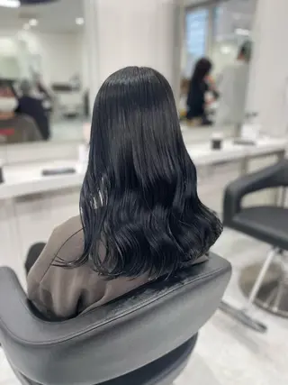 カラー 🤍韓国寒色カラー 🤍MADOKAのヘアスタイル