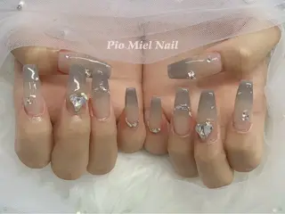 ネイル Pio Mielのネイルデザイン
