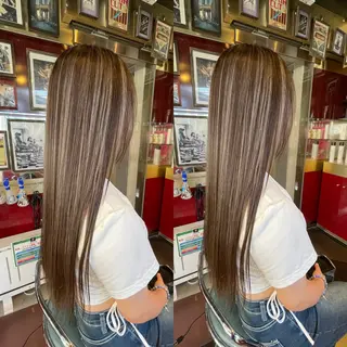 セミロング カラー 👑派手髪/カット 👑ANRYのヘアスタイル