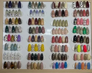 ネイル T Jのネイルデザイン