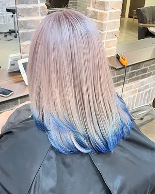 セミロング カラー ACROあべの店所属・艶カラー/インナー /グラデ/大西小百合のヘアスタイル