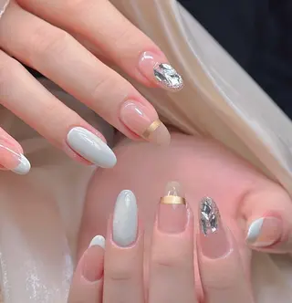 ネイル 高木 維麗絲のネイルデザイン