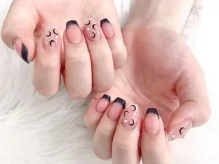 ネイル 🩷U nail リリス【新宿店】のネイルデザイン