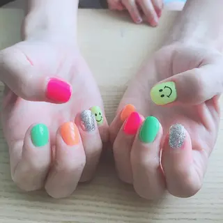 ネイル 爪工房ぱるっこ所属・川岡 香を里のネイルデザイン