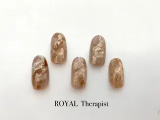 ネイル 【尾下】 ロイヤル•セラピストのネイルデザイン