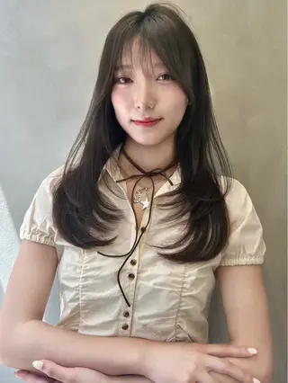 セミロング カラー レイヤー/暖色カラー /パーマ/落合 歩夢のヘアスタイル