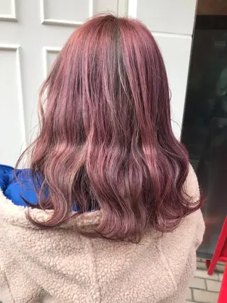 ミディアム カラー uru"所属・uru" すずきさゆりのヘアスタイル