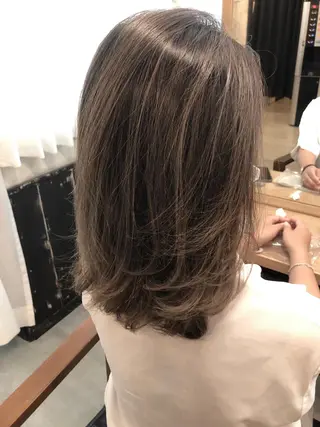 ミディアム カラー 美髪矯正 🌈髪質改善 山下のヘアスタイル