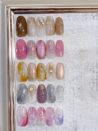 ミディアム nailst 高橋のネイルデザイン