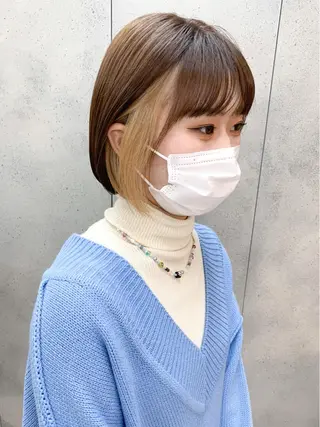 ショート カラー raika .のヘアスタイル