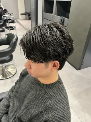 ミディアム パーマ メンズ 🐦‍🔥フェザーパ ーマ🐦‍🔥きるやのヘアスタイル