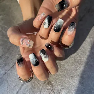 ネイル REINA W【今福鶴見店】のネイルデザイン