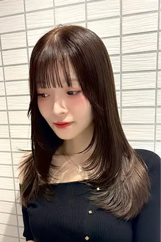 セミロング 🦋 Nanaka🦋のヘアスタイル