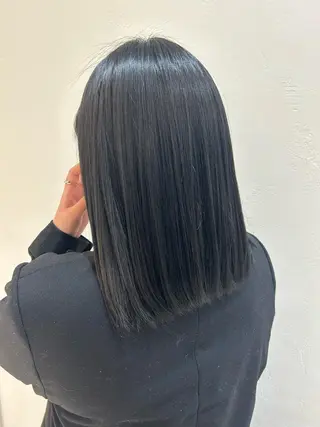 セミロング カラー 飯島 有純のヘアスタイル