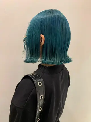 ショート カラー ハイトーン/ウルフ /小澤凌祐🦕のヘアスタイル