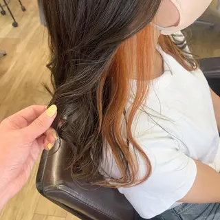 セミロング カラー regalo Acari🍎のヘアスタイル