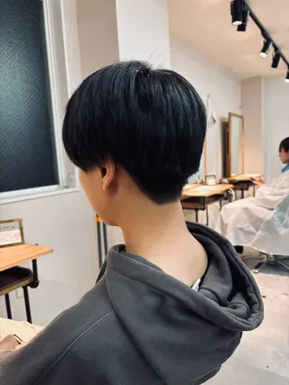 メンズ フェザーパーマ/韓国 /メンズカット保立のヘアスタイル