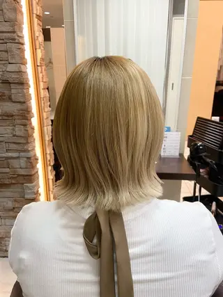 ショート 🎀透明感カラー 🐈ナズナのヘアスタイル