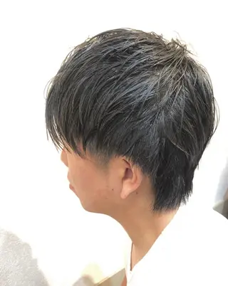 メンズ MOLLA 浅香山店所属・谷口ゆめ/縮毛矯正/ カット/美眉ワックスのヘアスタイル