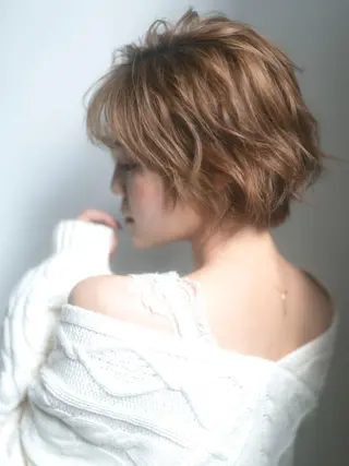 ショート パーマ 🎀ハイトーン/レイ ヤー/Reina🎀のヘアスタイル