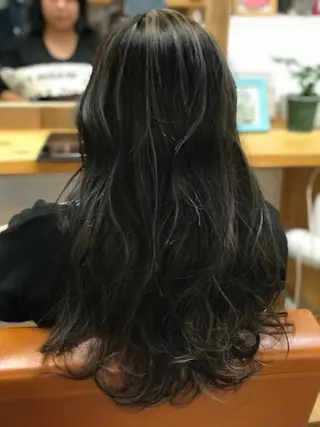 ロング カラー 髪質改善ayame 横山諒のヘアスタイル